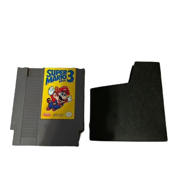 Nintendo Super Mario Bros. 3 Game Cartridge - Vintage 1990 NES Video Game - Picture 1 of 3